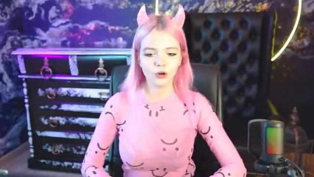 Image 6 of maryjev Stream on Chaturbate on 12 months ago