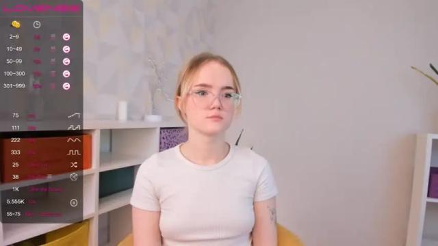 Image 2 of marylopess Stream on Chaturbate on 23 months ago