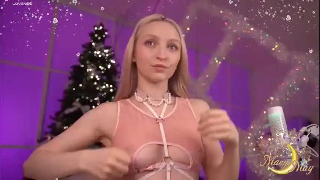 Image 2 of marylunamay Stream on Chaturbate on 12 days ago