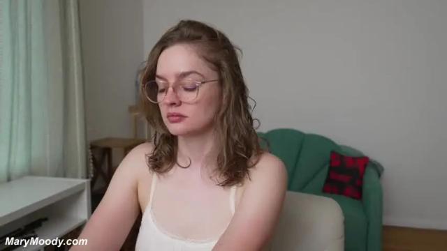Image 3 of marymoody Stream on Chaturbate on 24 days ago