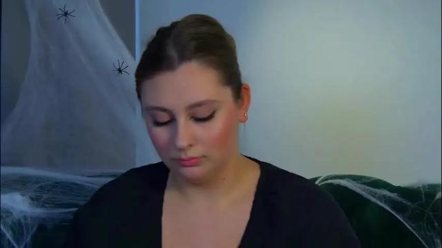 Image 3 of marymurrays Stream on Chaturbate on 2 days ago