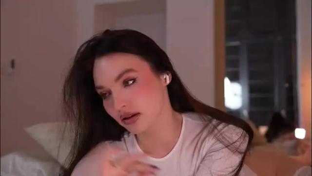 Image 3 of marypsiss Stream on Chaturbate on 15 days ago