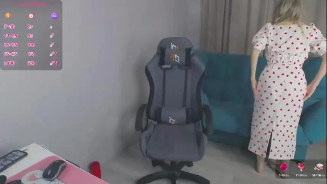Image 4 of marysantamonika Stream on Chaturbate on 12 days ago