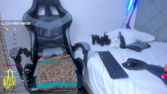 Image 10 of maryswan_ Stream on Chaturbate on 15 months ago