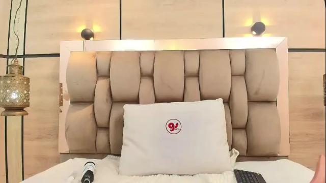 Image 4 of maryy_campbell Stream on Chaturbate on 27 days ago