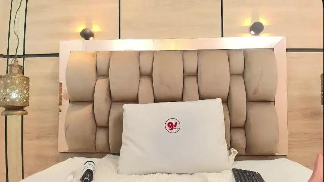 Image 6 of maryy_campbell Stream on Chaturbate on 27 days ago