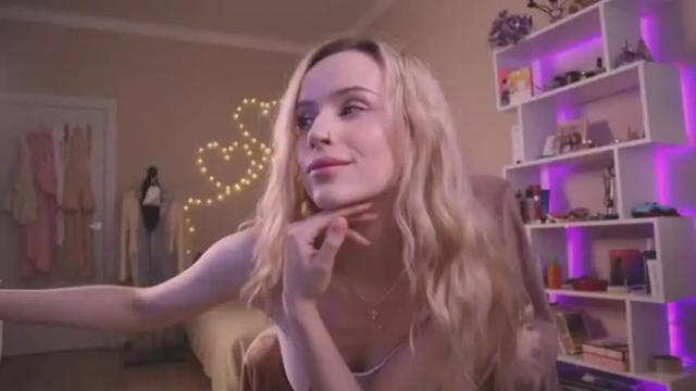 Image 4 of mashmerize Stream on Chaturbate on 14 months ago