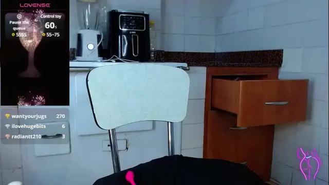 Image 4 of masiebrown8 Stream on Chaturbate on 15 days ago