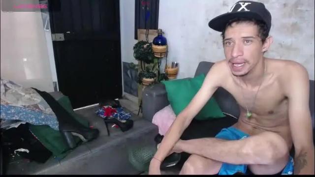 Image 4 of master_and_sumisse Stream on Chaturbate on 2 months ago