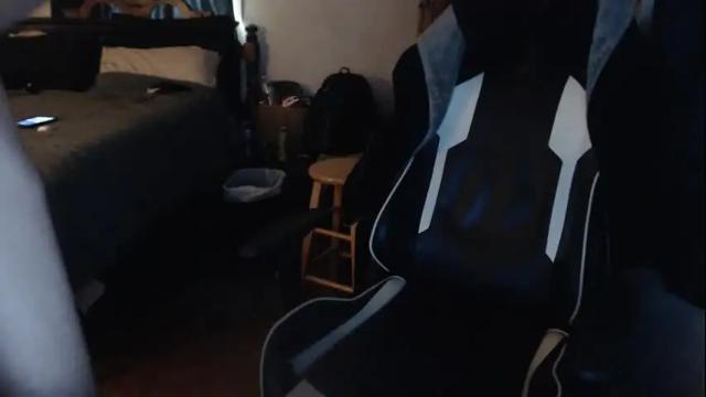 Image 3 of masterbatemike1 Stream on Chaturbate on 1 month ago