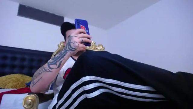 Image 4 of mastercouple420 Stream on Chaturbate on 19 months ago