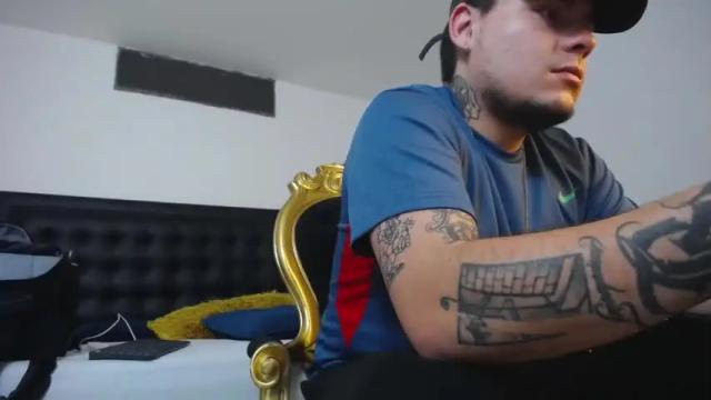 Image 3 of mastercouple420 Stream on Chaturbate on 18 months ago