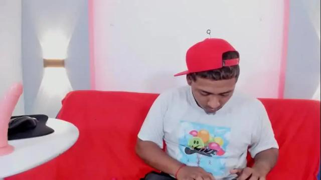 Image 2 of mastiv_1 Stream on Chaturbate on 5 months ago