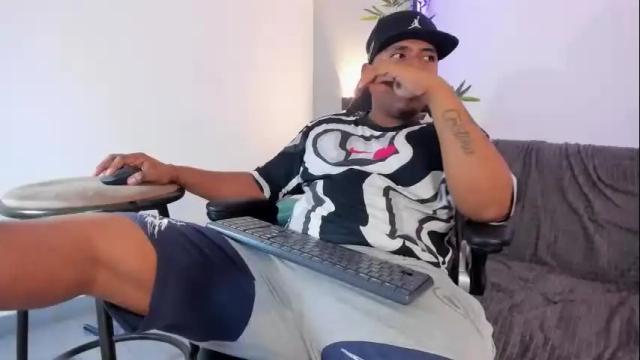 Image 3 of mastiv_1 Stream on Chaturbate on 5 months ago
