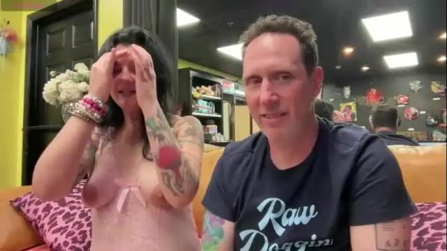 Image 2 of matchingtracksuits Stream on Chaturbate on 3 months ago