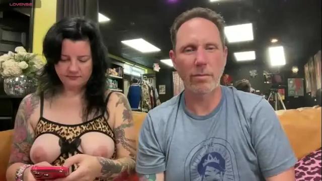 Image 7 of matchingtracksuits Stream on Chaturbate on 3 months ago