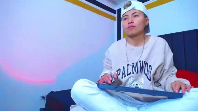 Image 2 of mathias_smithh Stream on Chaturbate on 28 months ago