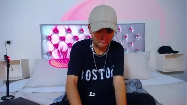 Image 3 of mathias_smithh Stream on Chaturbate on 20 months ago