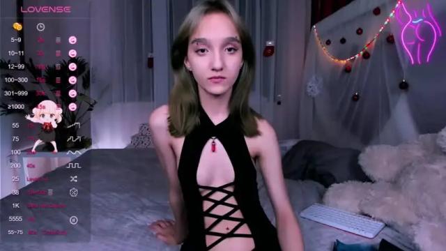 Thumbnail 1, mathilde_fleur's Stream at Chaturbate, 17 months ago
