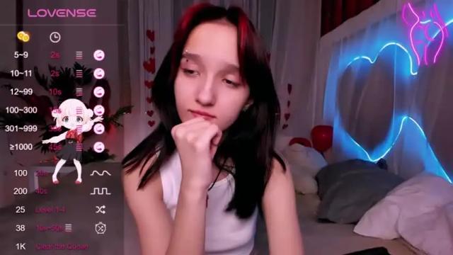 Thumbnail 2, mathilde_fleur's Stream at Chaturbate, 16 months ago