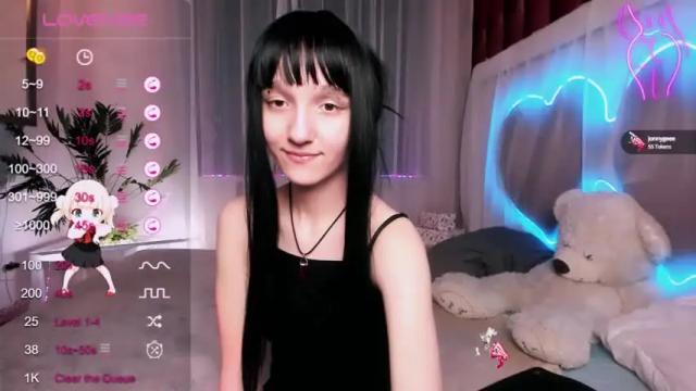 Image 3 of mathilde_fleur Stream on Chaturbate on 14 months ago