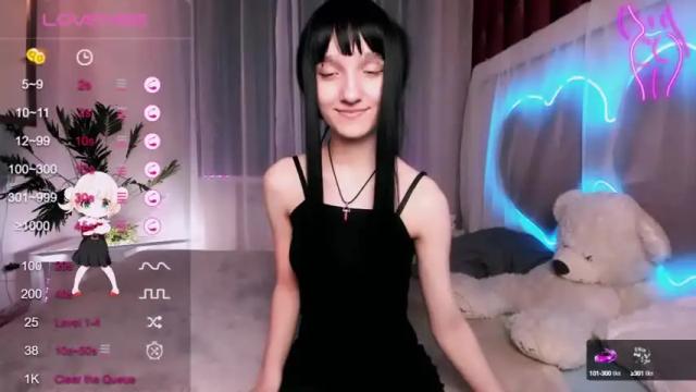Image 7 of mathilde_fleur Stream on Chaturbate on 14 months ago