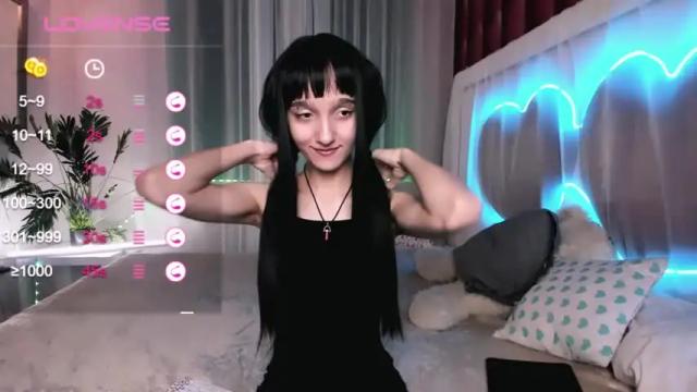 Image 3 of mathilde_fleur Stream on Chaturbate on 14 months ago