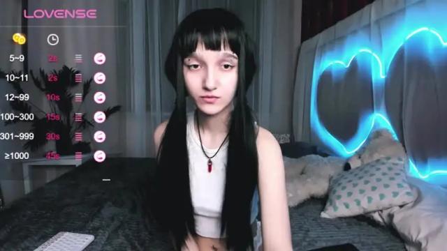 Image 11 of mathilde_fleur Stream on Chaturbate on 14 months ago