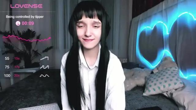 Image 4 of mathilde_fleur Stream on Chaturbate on 14 months ago