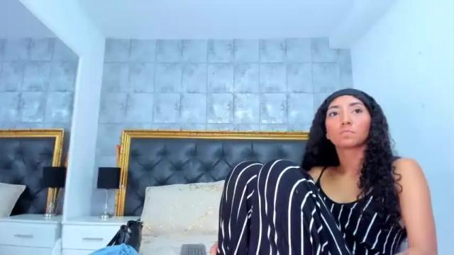 Image 3 of matiasandantonella Stream on Chaturbate on 15 months ago