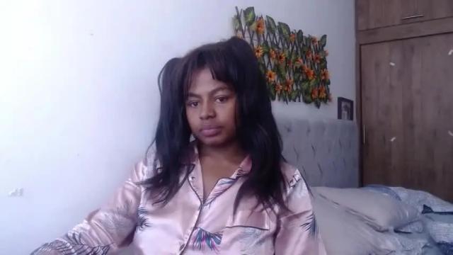 Image 12 of matilde27 Stream on Chaturbate on 15 months ago