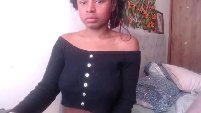 Image 4 of matilde27 Stream on Chaturbate on 14 months ago