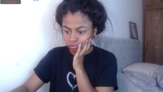 Image 10 of matilde27 Stream on Chaturbate on 14 months ago
