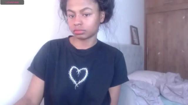 Image 12 of matilde27 Stream on Chaturbate on 14 months ago