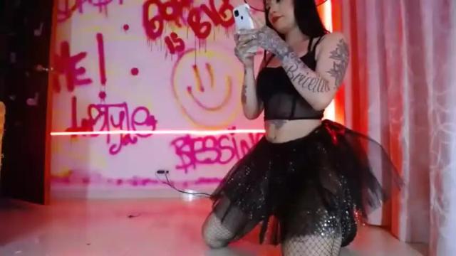 Image 11 of matteldoll_xxx Stream on Chaturbate on 19 months ago