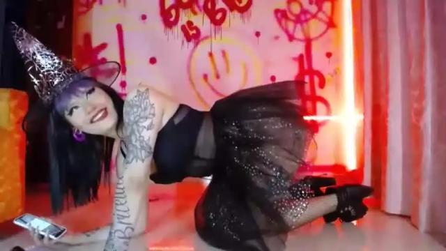 Image 12 of matteldoll_xxx Stream on Chaturbate on 19 months ago