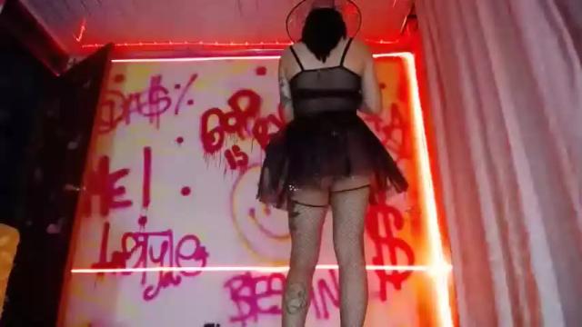 Image 4 of matteldoll_xxx Stream on Chaturbate on 19 months ago