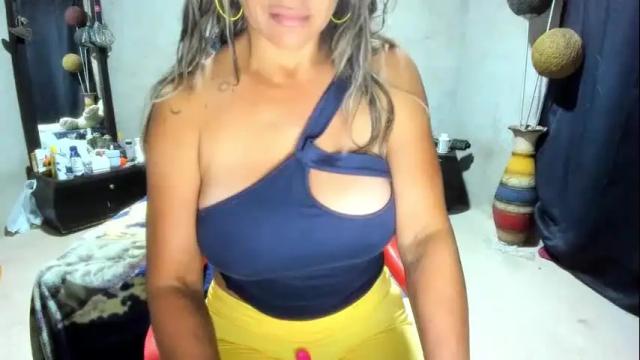 Image 7 of mature_bigboobs__ Stream on Chaturbate on 1 month ago