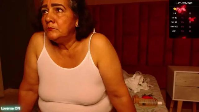 Image 4 of mature_eva_ Stream on Chaturbate on 17 months ago