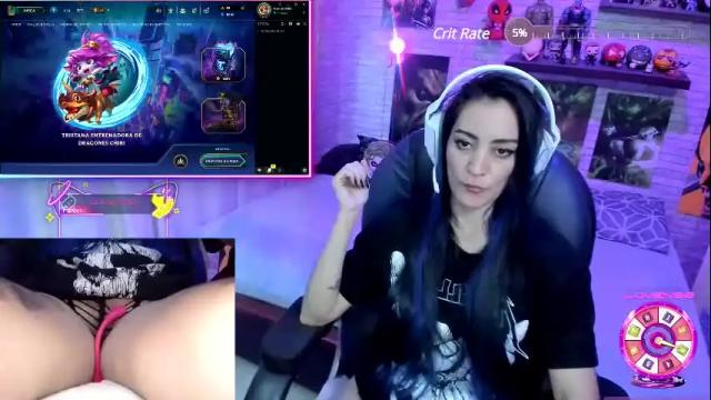Image 4 of mature_gamer Stream on Chaturbate on 1 month ago
