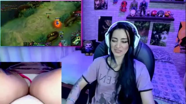 Image 10 of mature_gamer Stream on Chaturbate on 13 days ago