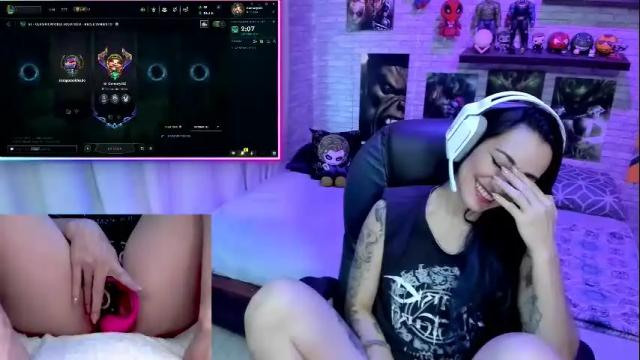 Image 12 of mature_gamer Stream on Chaturbate on 9 days ago