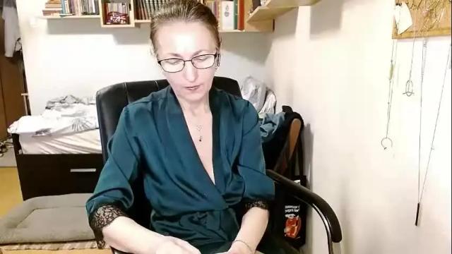 Image 10 of maturekate Stream on Chaturbate on 1 month ago