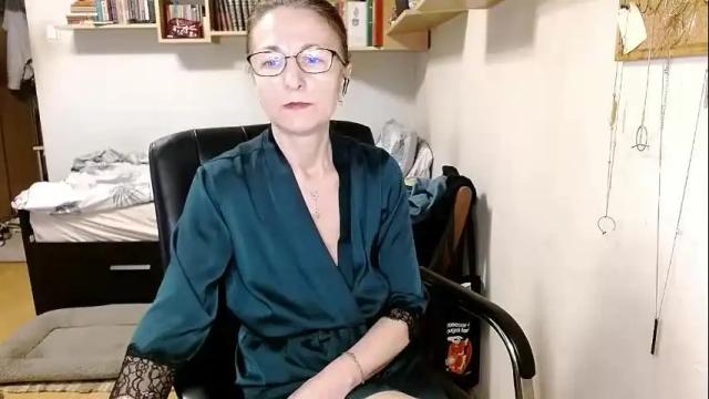 Image 8 of maturekate Stream on Chaturbate on 1 month ago
