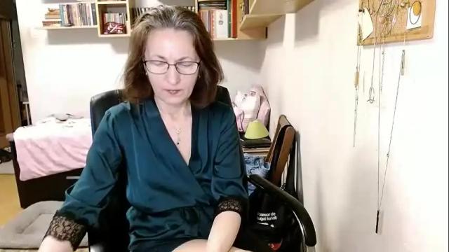 Image 10 of maturekate Stream on Chaturbate on 3 months ago