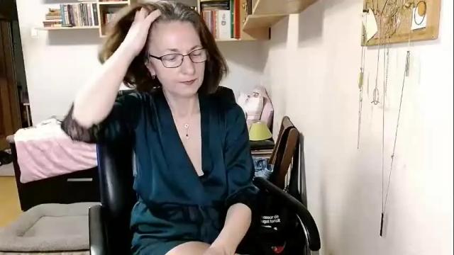 Image 12 of maturekate Stream on Chaturbate on 3 months ago