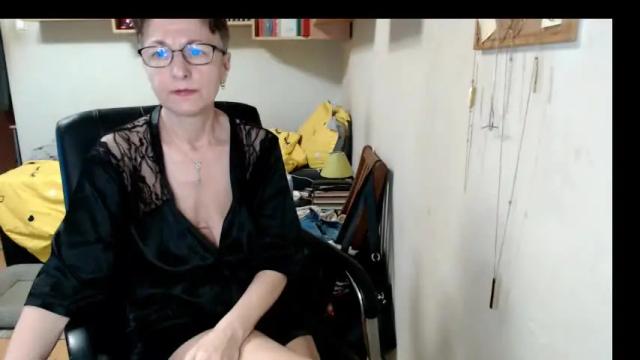 Image 8 of maturekate Stream on Chaturbate on 3 months ago