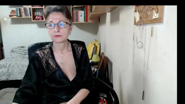 Image 3 of maturekate Stream on Chaturbate on 3 months ago