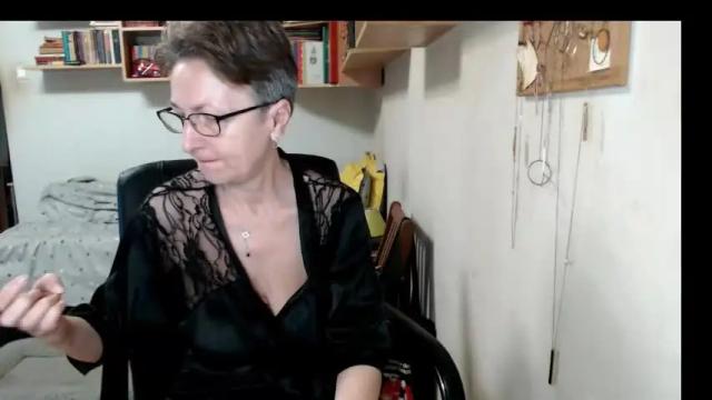 Image 7 of maturekate Stream on Chaturbate on 3 months ago