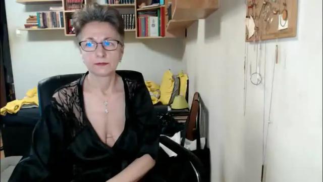 Image 7 of maturekate Stream on Chaturbate on 2 months ago